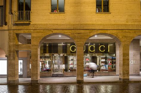 gucci lugano offerte lavoro|gucci careers.